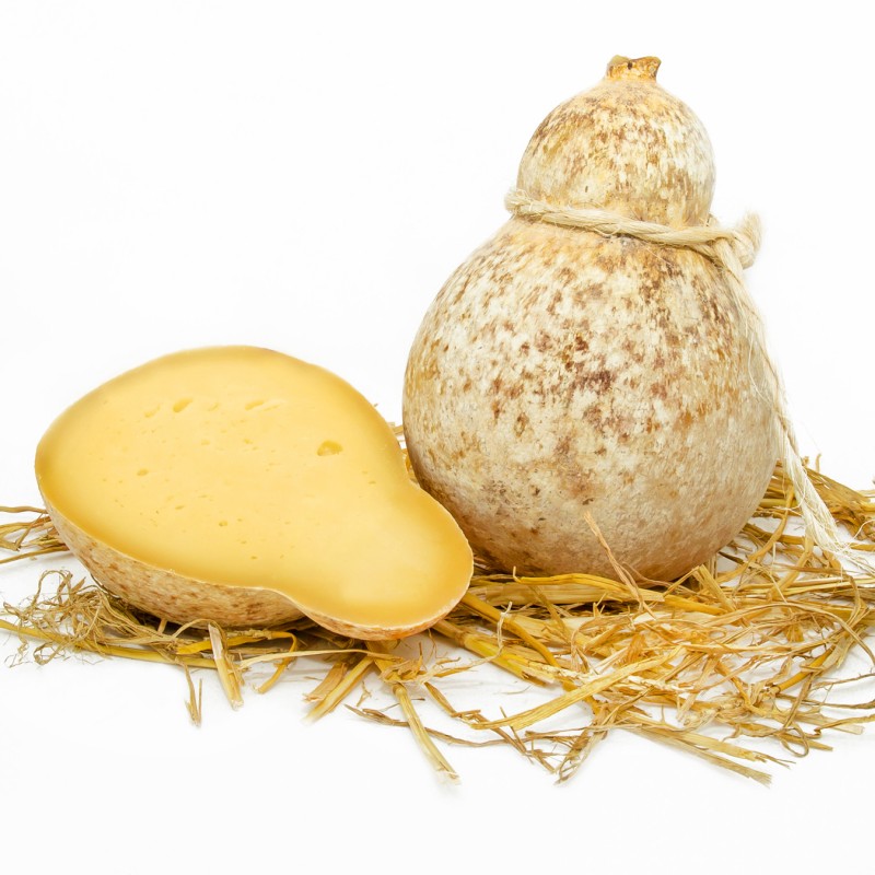 CACIOCAVALLO STAGIONATO IN GROTTA